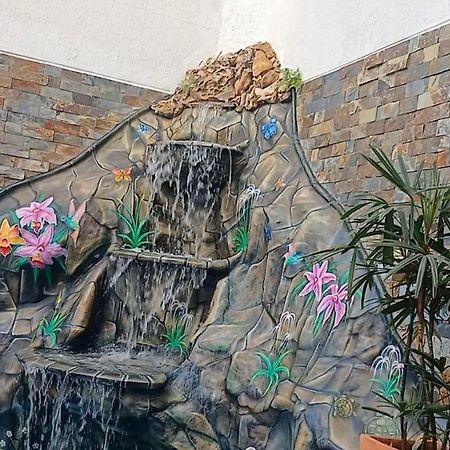 Hotel Getsemani Bga بوكارامانغا المظهر الخارجي الصورة