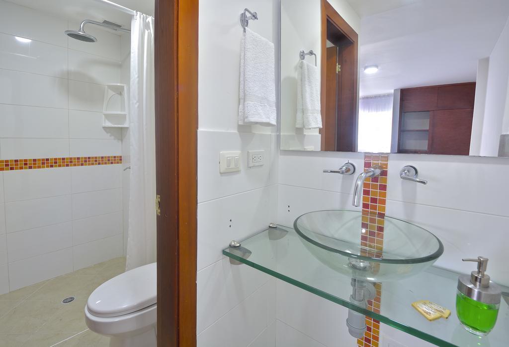 Hotel Getsemani Bga بوكارامانغا المظهر الخارجي الصورة