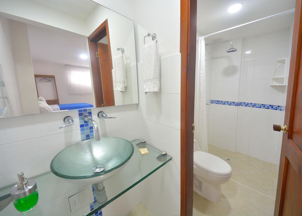 Hotel Getsemani Bga بوكارامانغا المظهر الخارجي الصورة