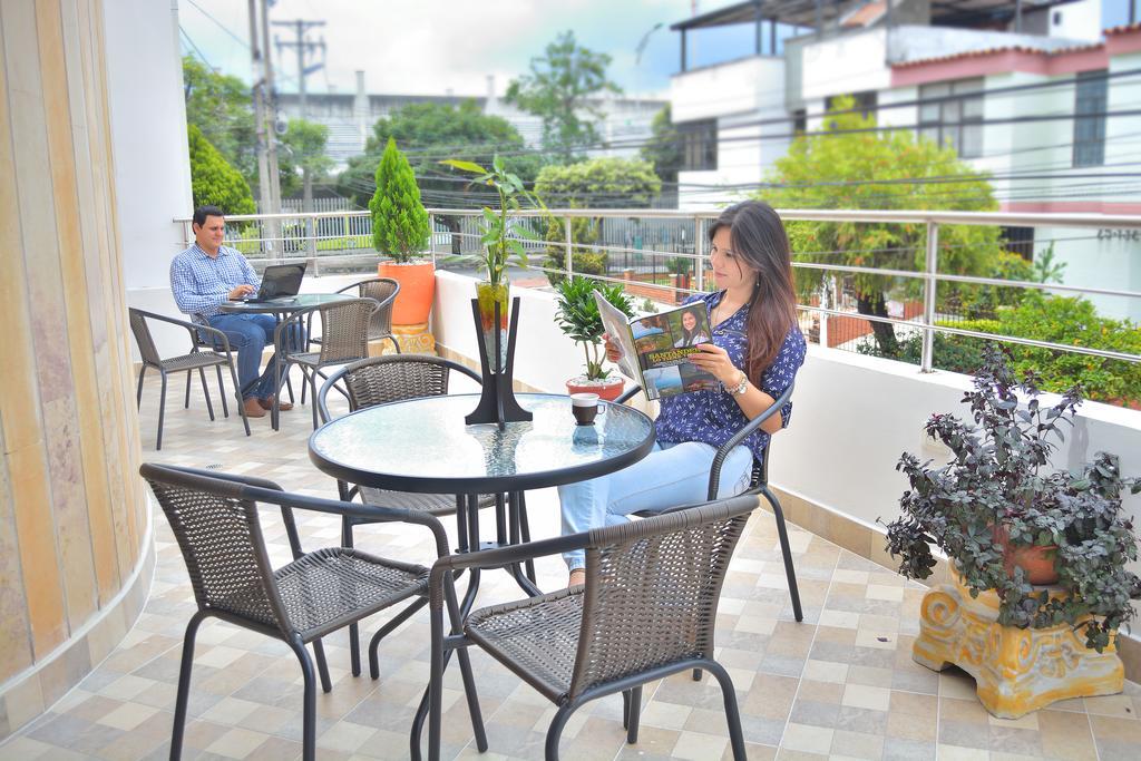 Hotel Getsemani Bga بوكارامانغا المظهر الخارجي الصورة