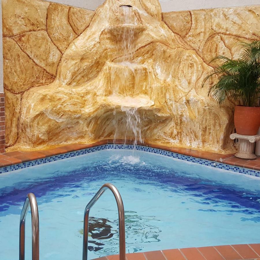Hotel Getsemani Bga بوكارامانغا المظهر الخارجي الصورة